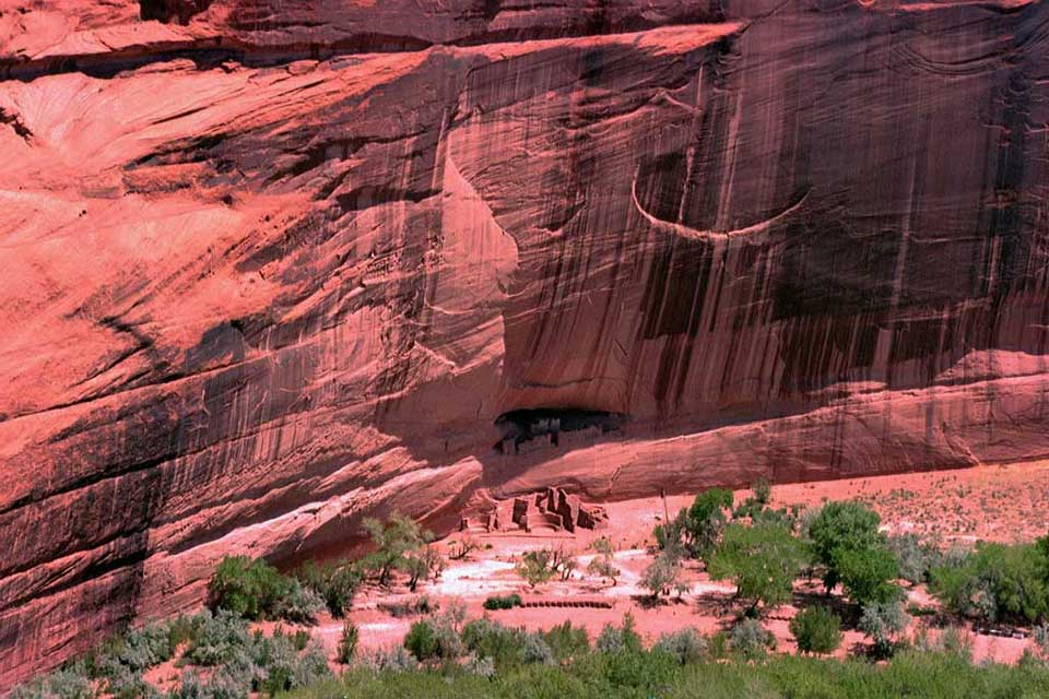 canyon de chelly - white house